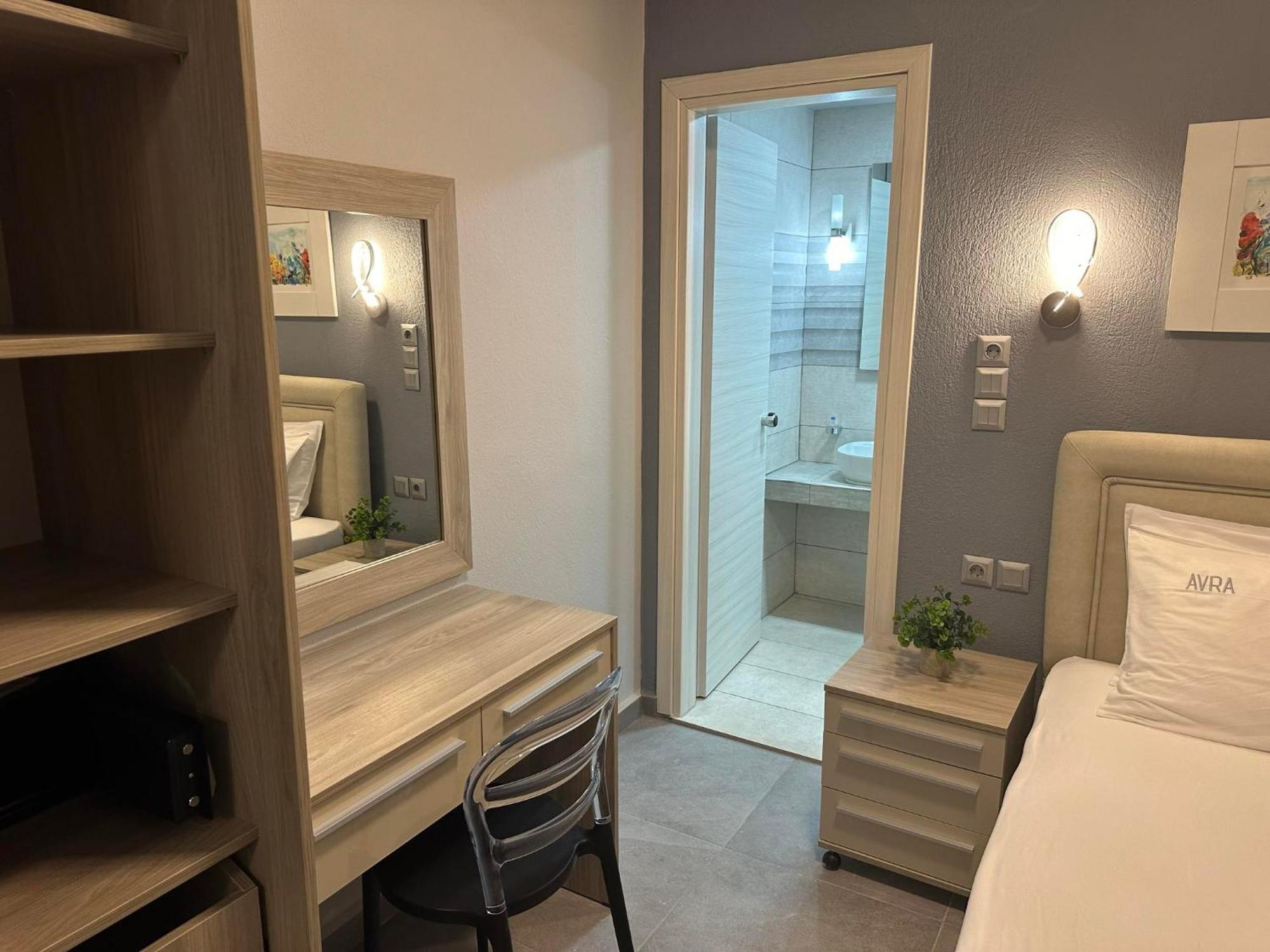 Avra Comfort Rooms Nea Poteidaia Esterno foto